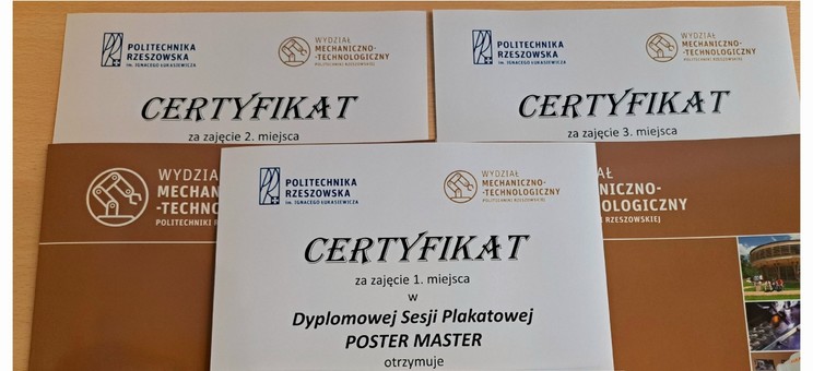Certfikaty dla uczestników Dyplomowej Sesji Plakatowej POSTER MASTER 2024