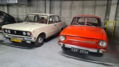 Od lewej: Polski Fiat 125p